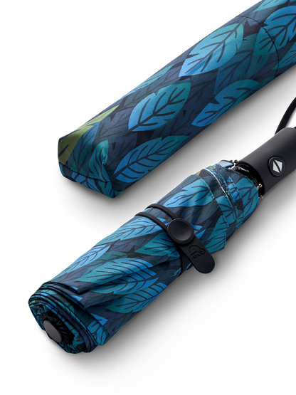 umbrella-eyes-of-the-cat-0e/0ee6c35c760776cb6c9acbe89f6b966757856102