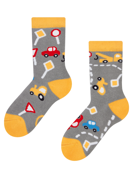 kids-warm-socks-cars-roads-40/4037e09aef952986a9cdf2ebf58195c2827669b1