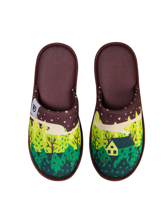 slippers-forest-cabin-87/87df8a68998cd537171a5d11d203e014b66860db