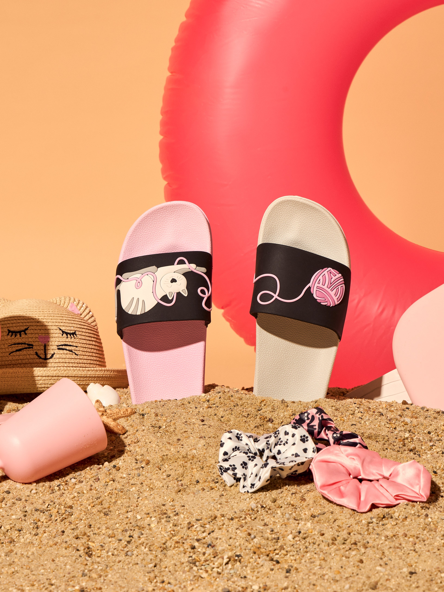 slides-cat-ball-84/84f9111e58621f782de6a4eaf3a8874cc3154fb5