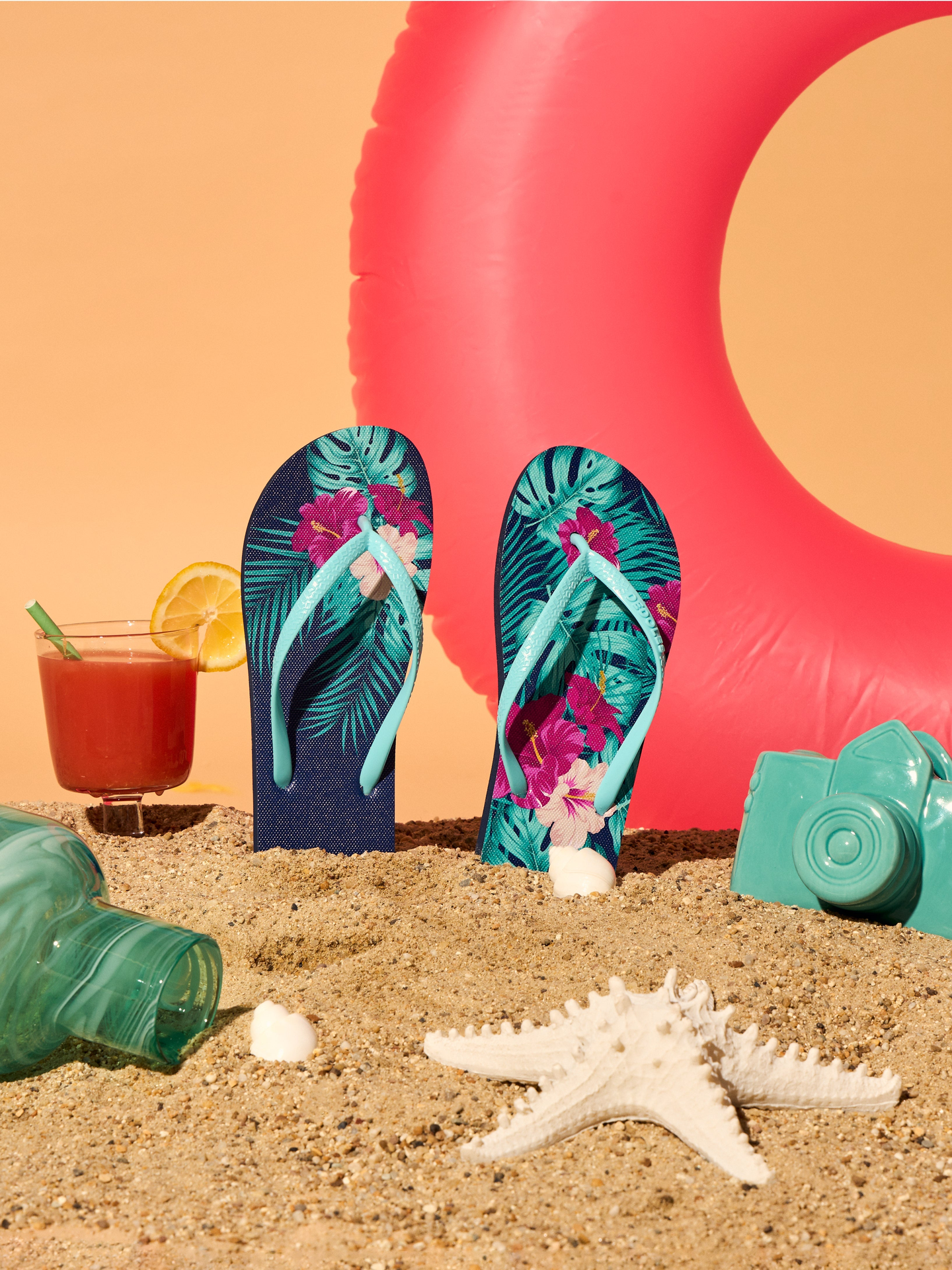 flip-flops-tropical-paradise-42/42dca1ef03a55ffbbf4c73c9e5719473610fc1dd