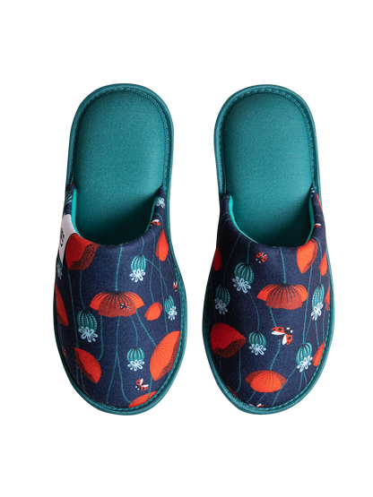 slippers-ladybugs-poppy-flowers-76/76d8cc1cfb434f90b4f57d439415c05b8c1824ef